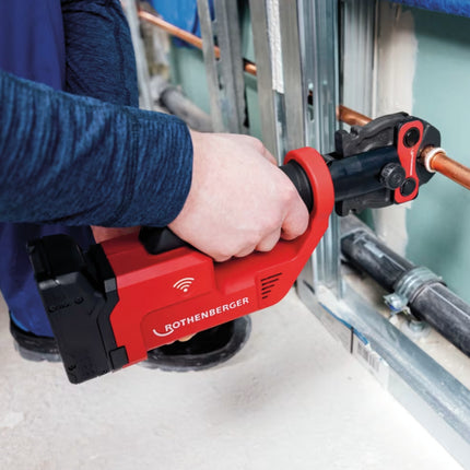 Rothenberger Romax Compact III crimpadora sin cable Basic Set 1 18 V 19 kN ( 1000004267 ) + 1x batería recargable 2,0 Ah + cargador