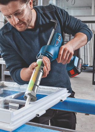 Bosch GCG 18V-310 Professional Akku Kartuschenpresse 18 V 310 ml 3,5 kN + 1x Akku 4,0 Ah - ohne Ladegerät