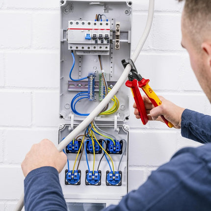 Knipex cable shears StepCut XL ( 8004039102 ) length 225 mm comfort grip