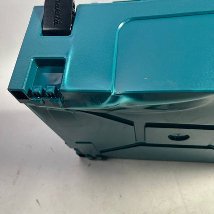 Makita MAKPAC 2 Systemkoffer ohne Einlage Beschaedigt 3 - toolbrothers