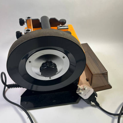 Triton TWSS10 Nass Schleifmaschine 120 Watt 220 Koernung Zubehoer Ersatzteil Defekt 2 - toolbrothers