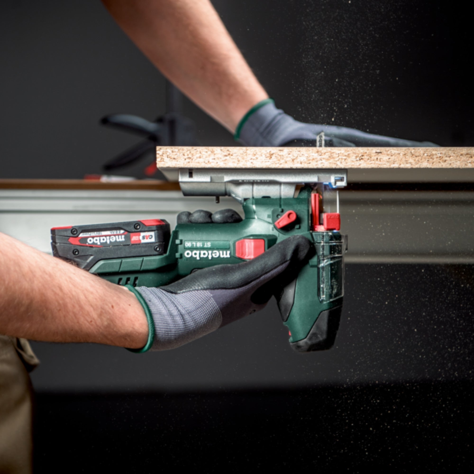 Metabo ST 18 L 90 Akku Stichsaege 18 V 90 mm 2x LiHD Akku 4 0 Ah Ladegeraet 4 - toolbrothers