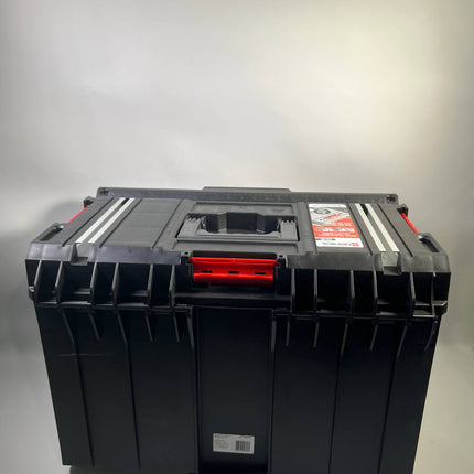 Qbrick System ONE 450 1 0 Technik Werkzeugkoffer 585 x 385 x 420 mm 52 l stapelbar IP66 alte Version ohne Gewindeeinsaetze Beschaedigt 2 - toolbrothers
