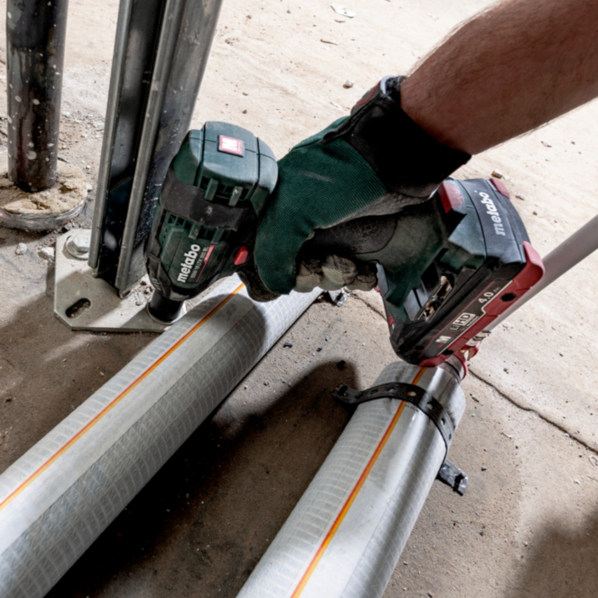 Metabo SSW 18 LTX 300 BL Akku Schlagschrauber 18 V 300 Nm 1 2 Brushless 1x LiHD Akku 4 0 Ah ohne Ladegeraet 4 - toolbrothers