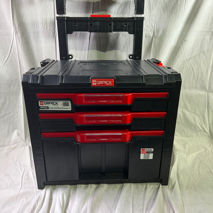 Qbrick System PRO Cart 2 0 Plus Drawer 3 mobile Box auf Raedern 520 x 415 x 660 mm 12 l 2x 4 5 l abnehmbarer Doppelteleskopgriff Beschaedigt 0 - toolbrothers