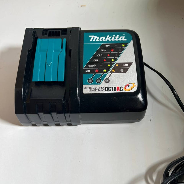 Makita DC 18 RC Akku Schnell Ladegeraet 7 2 V 18 V 195584 2 fuer Li Ion Akku Leicht Gebraucht 0 - toolbrothers