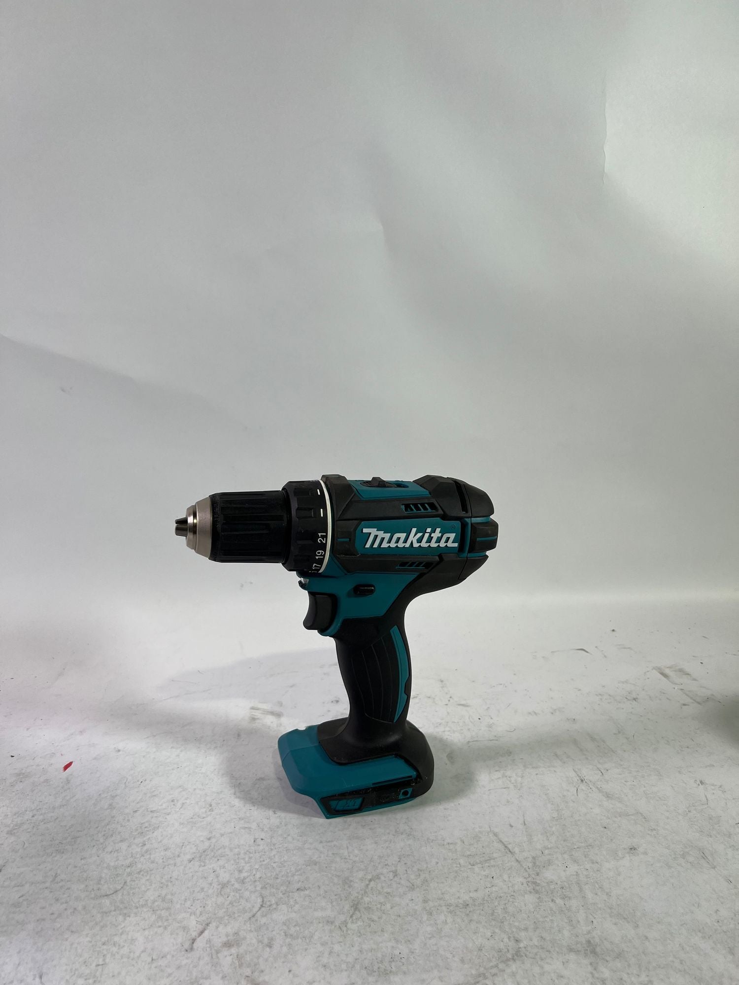 Makita DDF 482 Z Akku Bohrschrauber 18 V 62 Nm Solo ohne Akku ohne Ladegeraet Reparaturgeraet 0 - toolbrothers