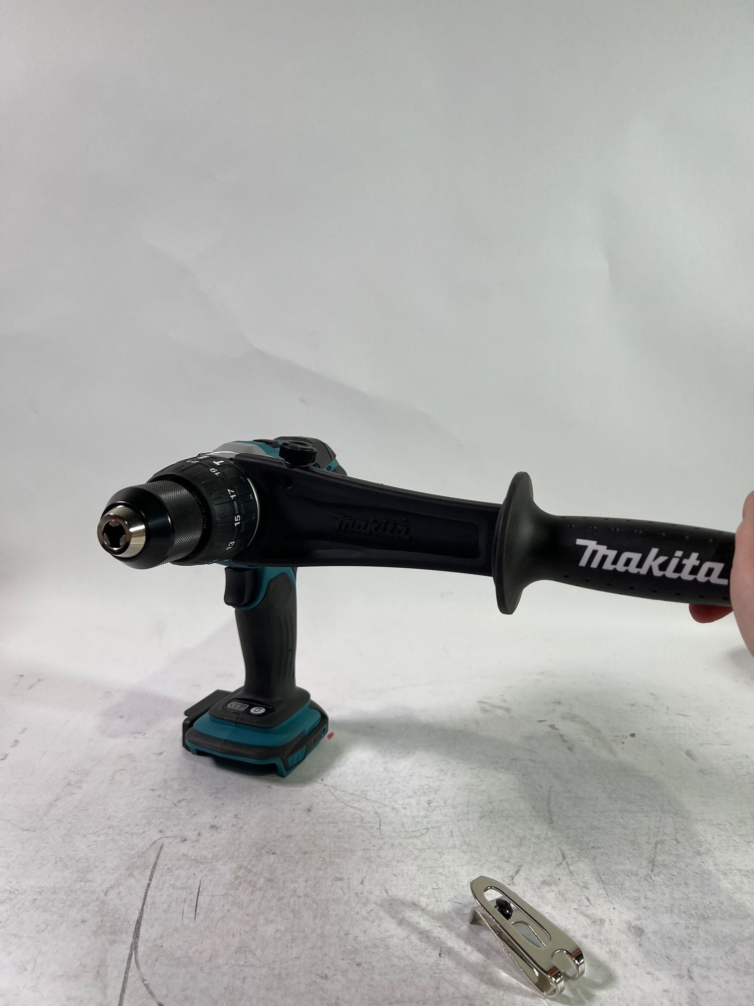 Makita DHP 458 Z Akku Schlagbohrschrauber 18 V 91 Nm Solo ohne Akku ohne Ladegeraet Reparaturgeraet 0 - toolbrothers