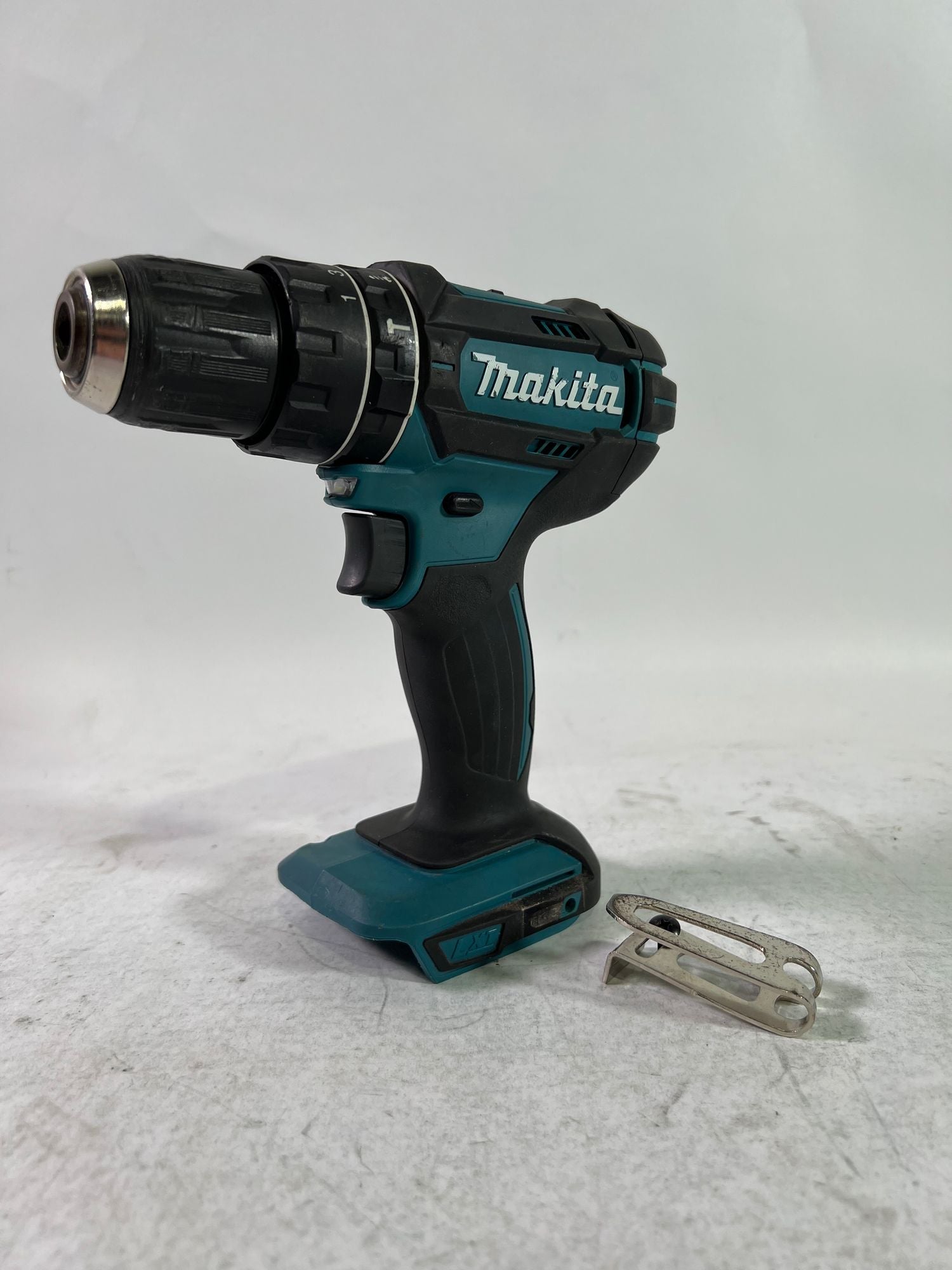 Makita DHP 482 Z Akku Schlagbohrschrauber 18 V 62 Nm Solo ohne Akku ohne Ladegeraet Reparaturgeraet 0 - toolbrothers
