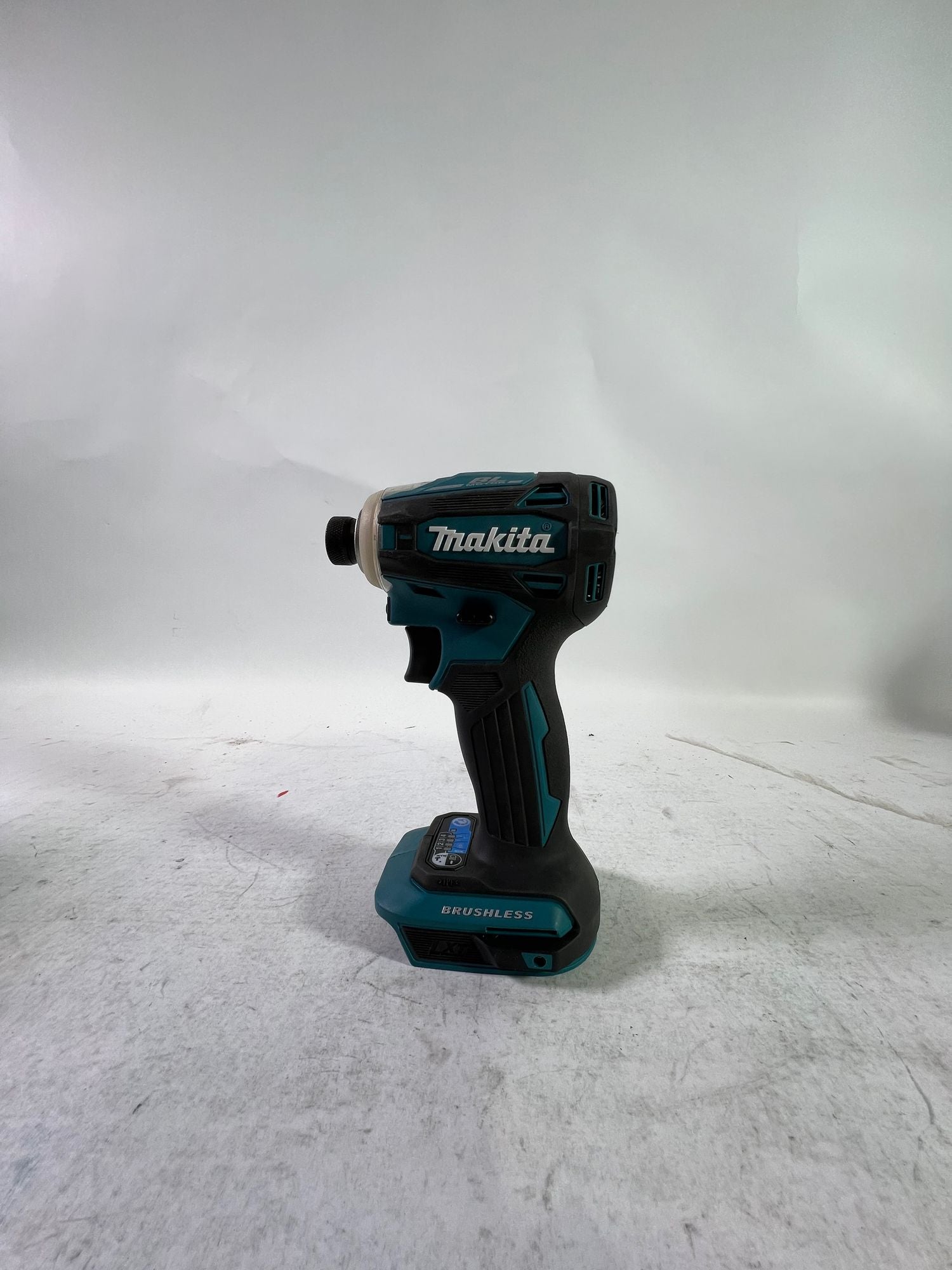 Makita DTD 172 Z Akku Schlagschrauber 18 V 180 Nm 1 4 Brushless Solo ohne Akku ohne Ladegeraet Reparaturgeraet 0 - toolbrothers