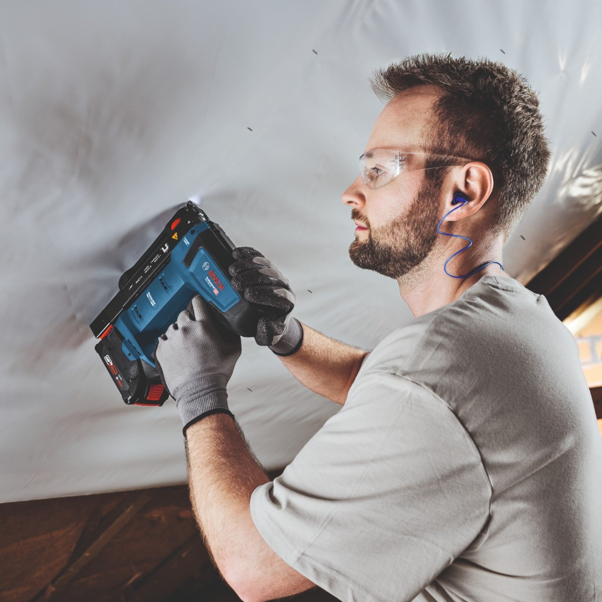 Bosch GTH 18V 14 Akku Holzklammerer 18 V 10 6 x 6 14 mm Brushless 0601482801 L Boxx ohne Akku ohne Ladegeraet 4 - toolbrothers