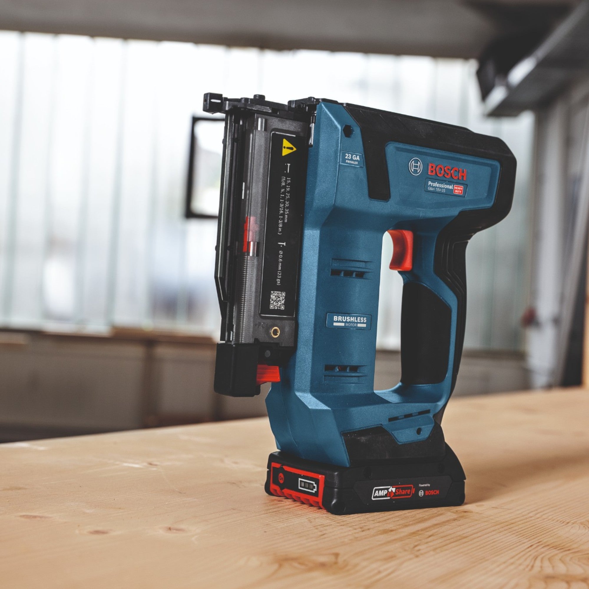 Bosch GNH 18V 35 Akku Holznagler 18 V 0 6 x 15 35 mm Brushless 1x ProCORE Akku 4 0 Ah Ladegeraet 4 - toolbrothers