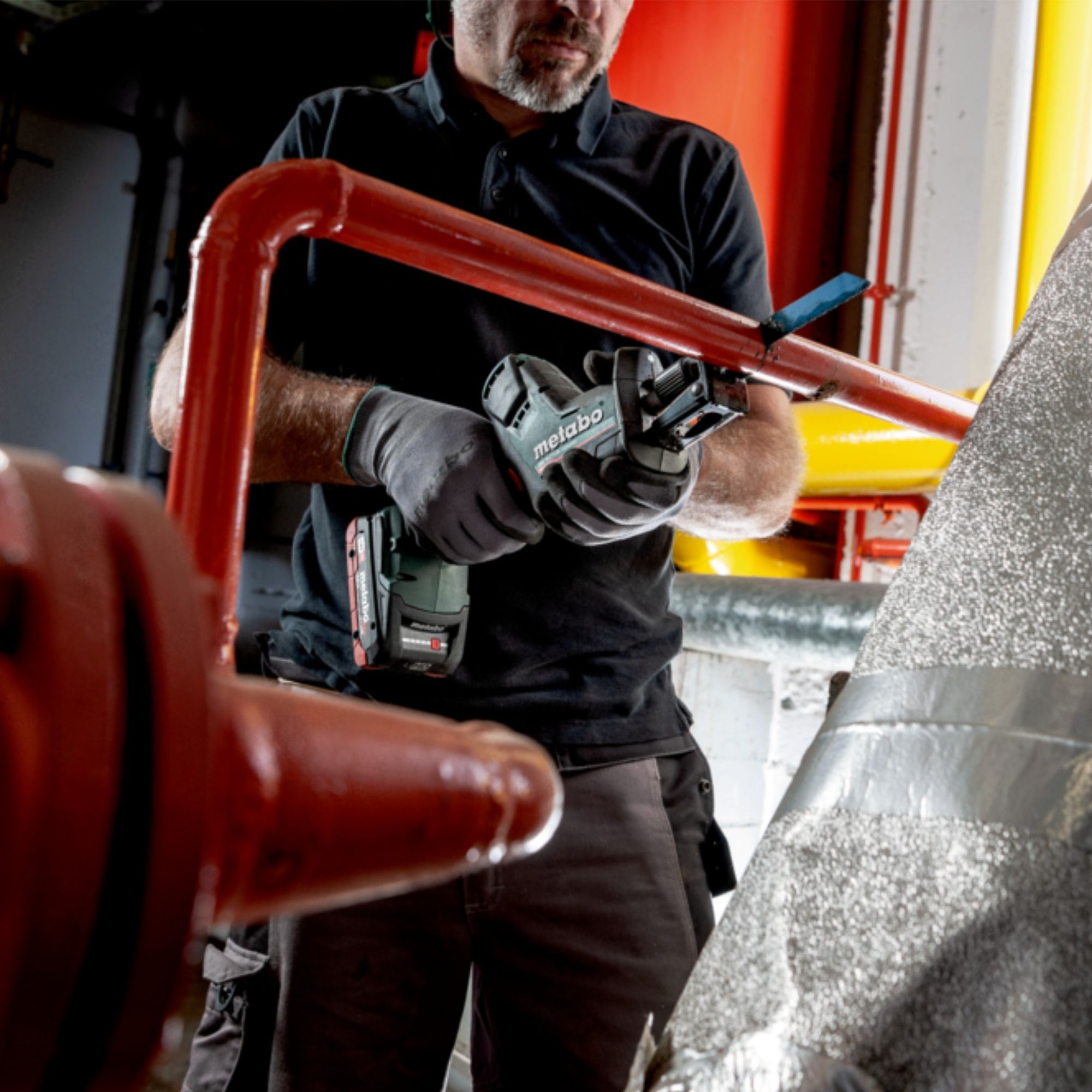 Metabo SSE 18 LTX BL Compact Akku Saebelsaege 18 V 1x LiHD Akku 4 0 Ah Ladegeraet metaBOX 4 - toolbrothers