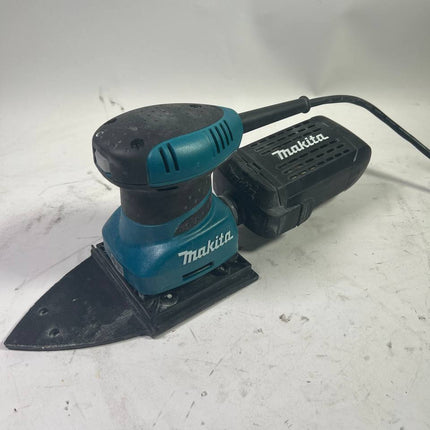 Makita BO 4565 K Schwingschleifer inkl Schleifpapier Set im koffer Gebraucht 2 - toolbrothers