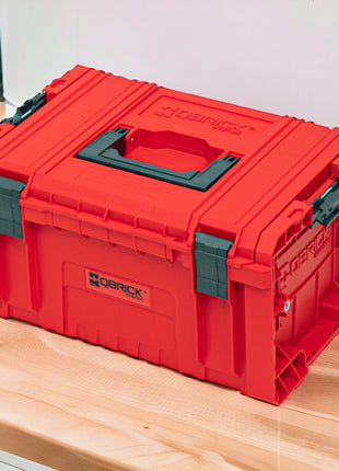 Qbrick System PRO Toolbox 2.0 RED ULTRA HD Mallette à outils sur mesure 450 x 260 x 240 mm 19 l empilable IP54 avec 3 compartiments et étagère