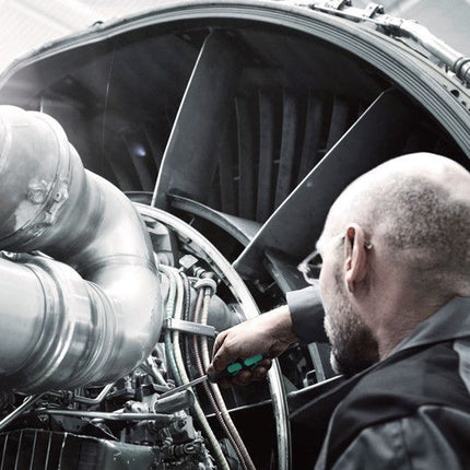 WERA screwdriver 355 PZ size PZD 4 blade length 200 mm ( 4300001662 )