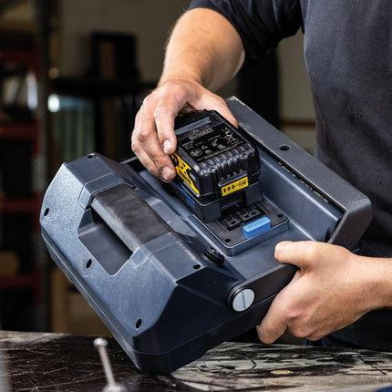 SCANGRIP Proyector LED VEGA 4 CONNECT 40 W 2000 - 4000 lm ( 4000873483 )