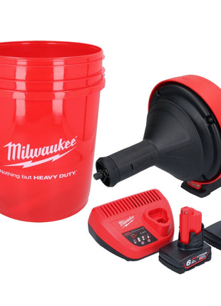 Appareil de nettoyage de tuyaux sur batterie Milwaukee M12 BDC8-602C 12 V + 2x batteries 6,0 Ah + chargeur + spirale + seau